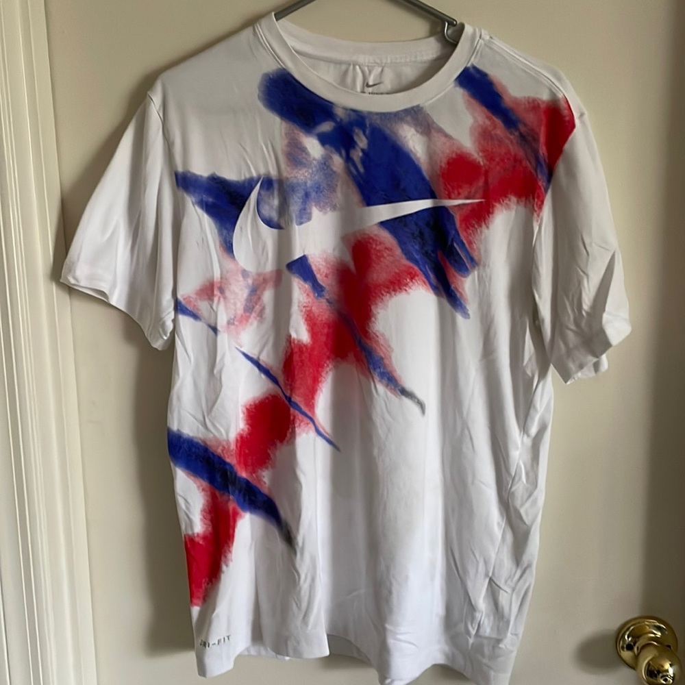 Nike DriFit Tee